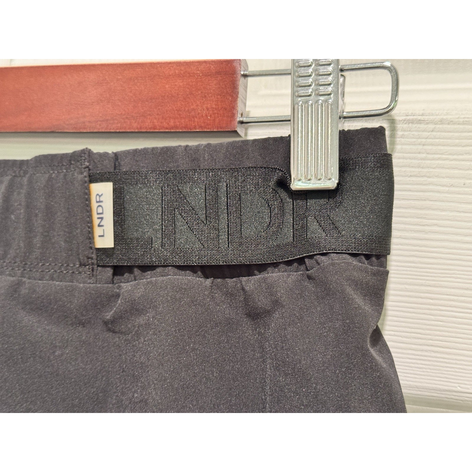 New Lndr Black The Fly Short Women's Size Small — image 5 of 7